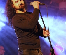 il20251206_951819573_xlarge