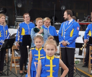 image041